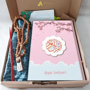 Alfareza- Hampers Al Quran Terjemah Non terjemah Custom plus Sajadah Tasbih FREE Greeting Card I Hadiah Pernikahan Ultah Kado Gift Box Set Muslim