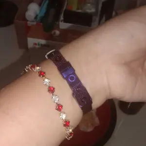 Gelang titanium ruby ​​cantik\gelang mewah ringan anti karat tidak luntur