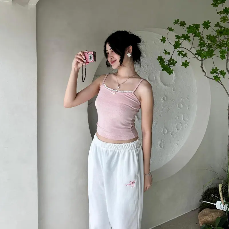 Hae-in lace tanktop | Aesthete Sleepstory 0