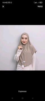 Product Review of KENAN - SHINY Instan Daily Hijab nonpet matt Jersey size L from j**i 1