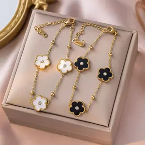 Romantisme Prancis! Gelang mutiara daun semanggi empat set emas hitam dan putih\Set gelang mutiara daun semanggi empat