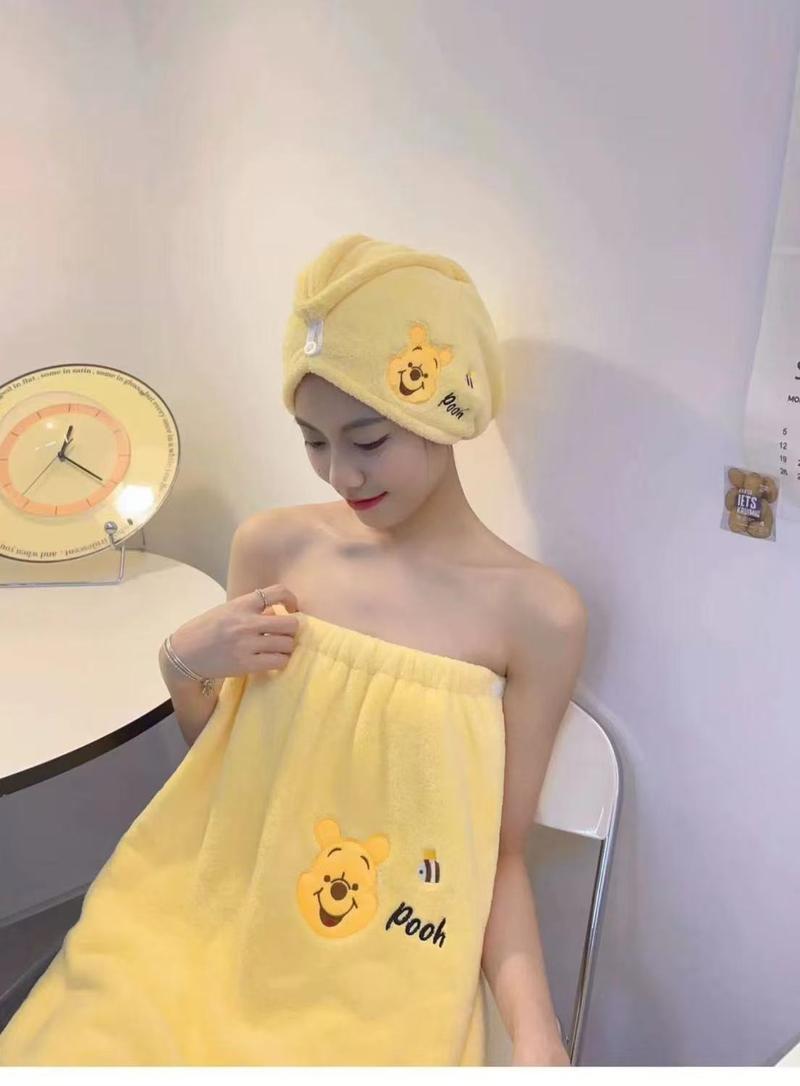 Product Introduction of ชุดผ้าขนหนูอาบน้ํา ลายหมีสตรอเบอร์รี่ เหมาะสำหรับเด็กผู้หญิง สามารถสวมใส่และห่อได้ ดูดซับ เสื้อคลุมอาบน้ํา กระโปรงอาบน้ํา หมวกเป่าผม ชุด 3 ชิ้น 16