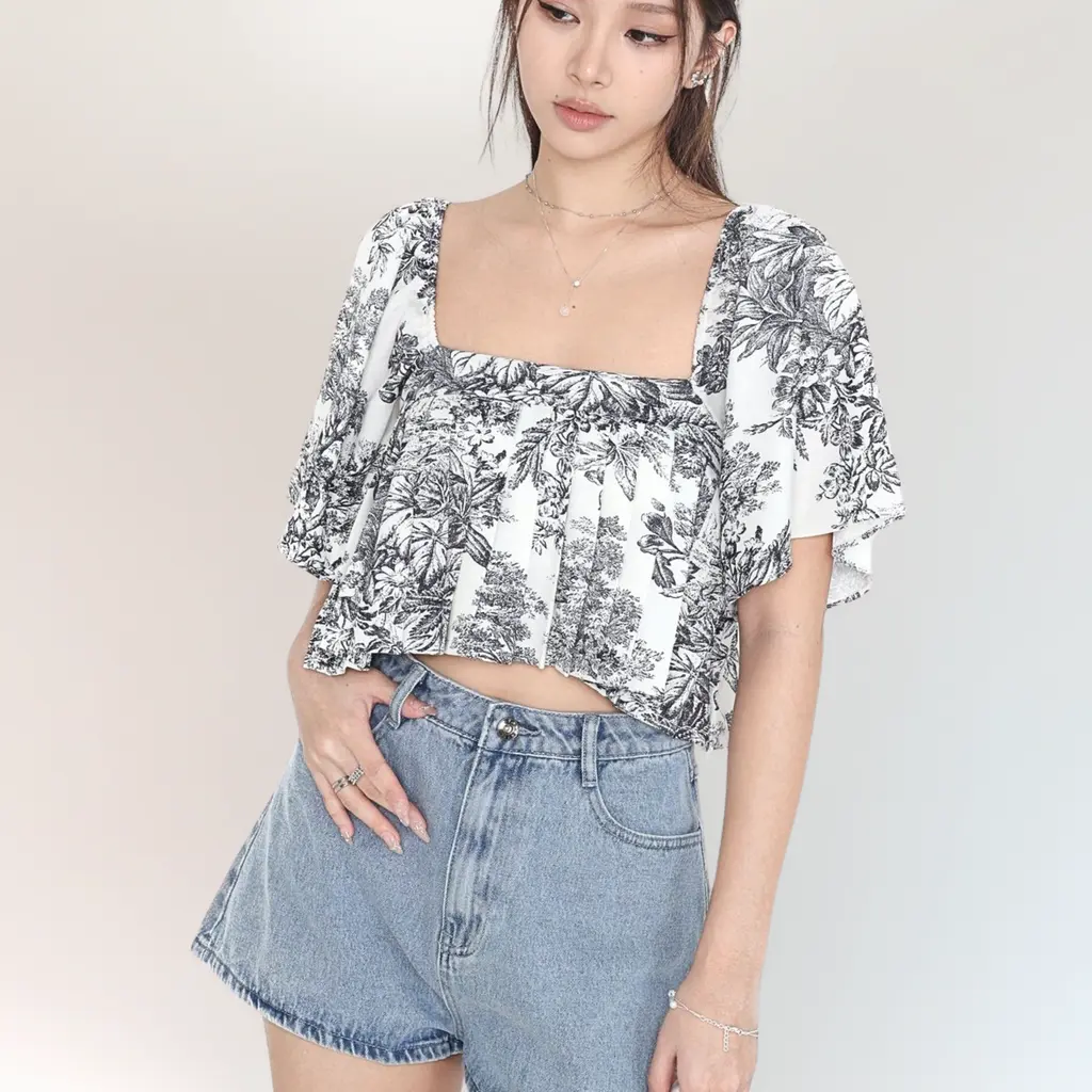 *TPZ* GRAVITY DENIM SHORTS IN MID WASH