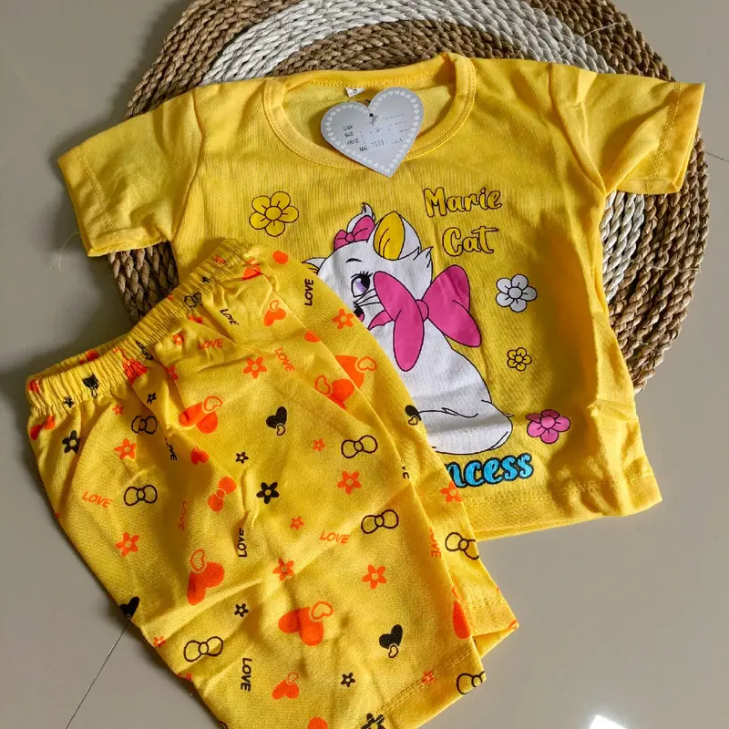 Setelan Kaos Anak Perempuan Usia 1 Tahun 4
