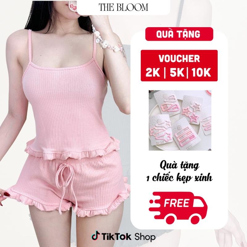 THE BLOOM Set Bộ Đồ Ngủ Nữ Áo 2 Dây Viền Bèo Dáng Ôm Và Quần Đùi Dáng Ngắn Viền Bèo Xinh Xắn Chất Gân Len Đũa, Set Mặc Ngủ Nữ Mùa Hè Quyến Rũ - SE056
