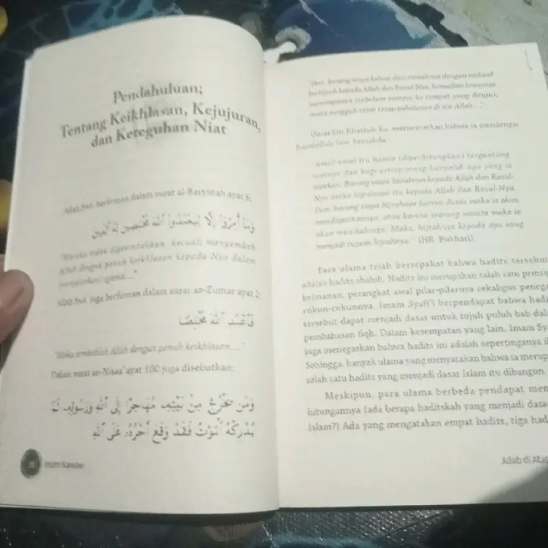 Buku ADAB DI ATAS ILMU,Tuntunan Belajar Mengajar Yang Barakah.By Imam Nawawi 2