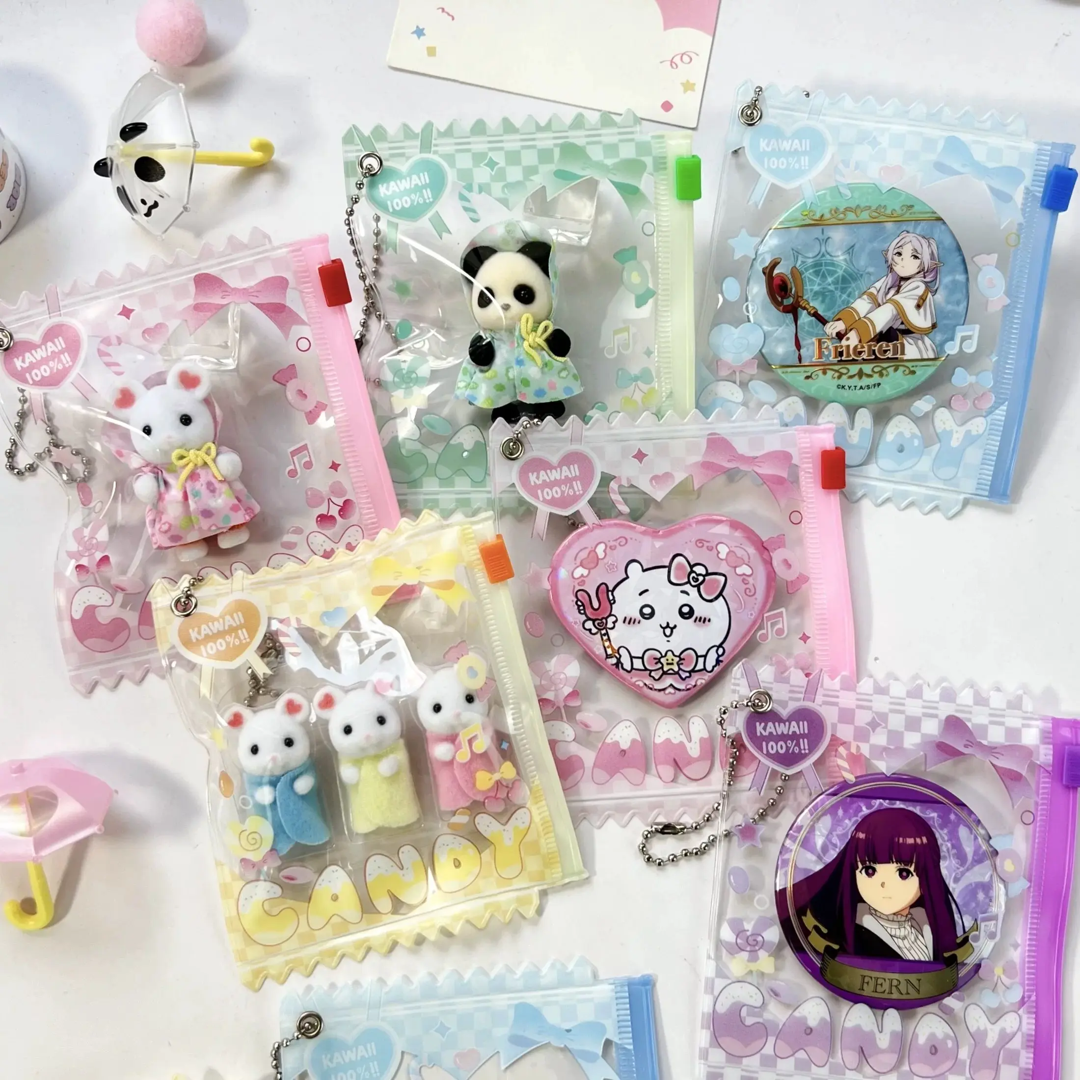 [READY] Candy PVC Ziplock Mini Pouch untuk Pin Badge / Doll Pouch Tas Boneka Kecil Gantungan Kunci Action Figure Bag Charm Y2K Kpop Idol ID Photo Holder