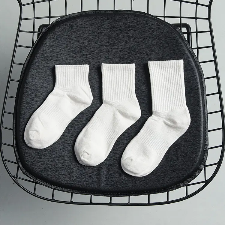 Tất NAI, Trắng Đen, Thể Thao, Cổ Cao, Cổ Trung, Cổ Ngắn, Thời Trang, Thoải Mái, Thoáng Khí, Unisex, Phong Cách Hàn Quốc.