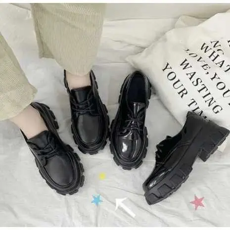 Sepatu Boots Anak Perempuan Docmart Sneakers Wanita OX Fashion Korea Import 1