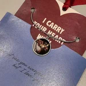 Kalung Custom Dome Necklace I Carry Your Heart Spesial Packaging Stiker Gemash Box Kardus Hadiah Terbaik Untuk Teman Terbaik Anda