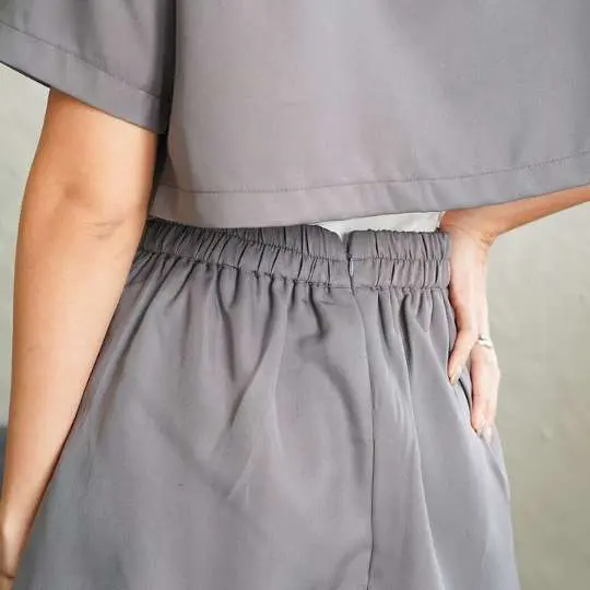 [ Vensh ] One Set Lengan Pendek Firsya / One Set Korean Style / One Set Wanita Kekinian Kancing  Kantong Atasan Setelan Cantik 4