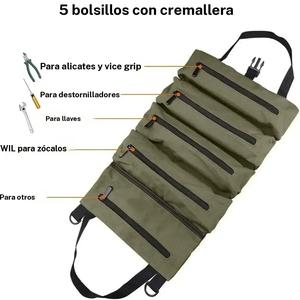 Bolsa duradera para herramientas, diseño enrollable, múltiples compartimentos, correas ajustables, tela verde resistente, cierre con cremallera, fácil de organizar herramientas y artículos pequeños.