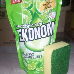 (Gratis Spons Cuci Piring)Ekonomi 650 ml Pembersih Piring Efektif dengan Aroma Segar Ekstrak Jeruk Nipis untuk Kebersihan Maksimal