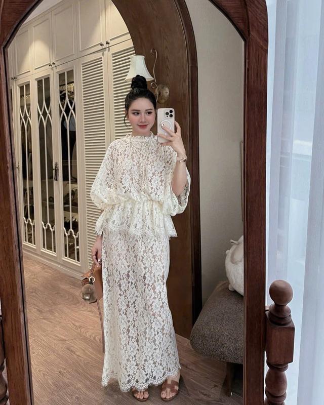 ( không kèm vòng cổ phụ kiện ) Sét Váy Ren Thiết Kế Dáng Dài Có Lót Trong Dễ Mặc Dành Cho Nữ Sang Chảnh by T.LINH STORE 68