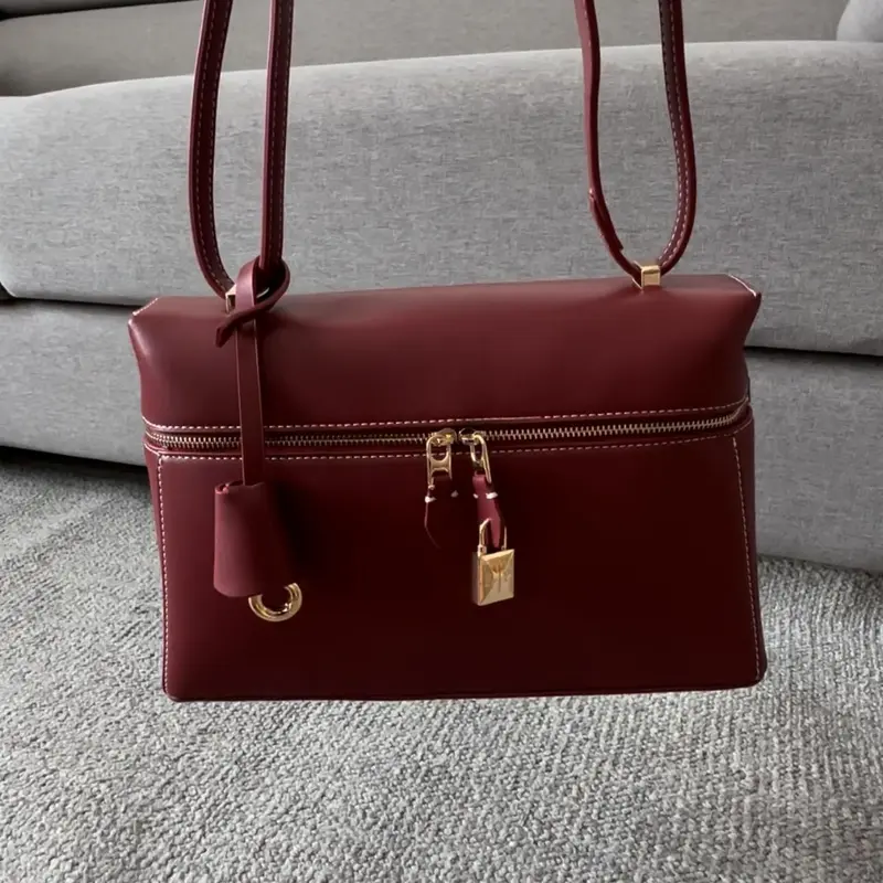 tas slempang premium  uk 23 0