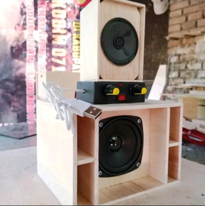 Speaker Miniatur Sound System Full Bass Berkualitas Bluetooth Wireless 2