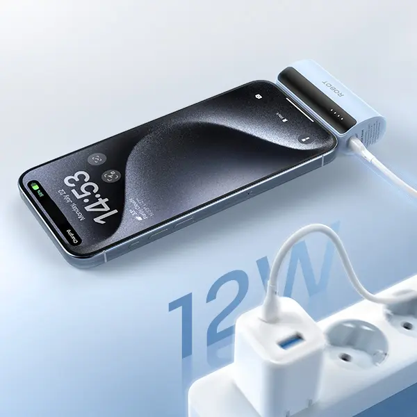 ROBOT RT045L / RT045C Powerbank Mini Real Capacity 4500mah Port Lightning & Type-C Smart Power bank Built-in Cable 3