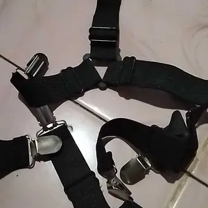 1 Set Isi 4 Pcs Pengait Sprei Kasur / Pengait Sudut Sprei / Penjepit Sprei Kasur / Jepitan Sprei / BED SHEET GRIPS