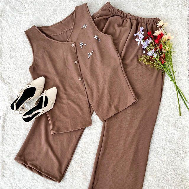 Oneset Vest Erika / setelan rompi wanita Oneset Vest Erika / setelan rompi wanita