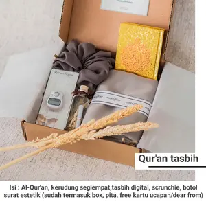 Hampers kado Al-Qur'an dan kerudung untuk cewek ulang tahun/graduation/wedding/hadiah Hijab Muslim Lebaran Original Jilbab Hijab Persegi