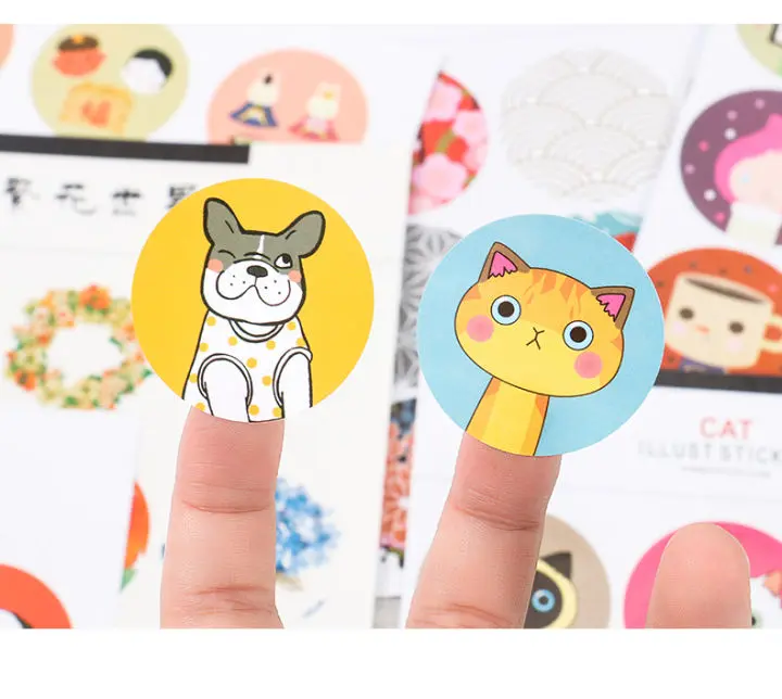 QUÀ TẶNG 3 ( 1 HÌNH Sticker Hoạt Hình Ngộ Nghĩnh Keo Dính Chắc Chắn Dễ Dán hình ngẫu nhiên )