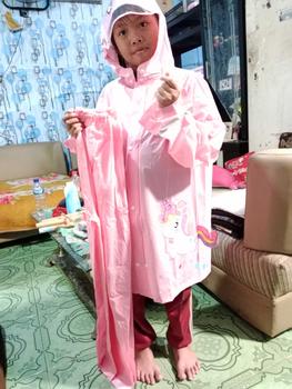 Product Review of A-CROSS JAS HUJAN SETELAN ANAK KUROMI DENGAN RUANG RANSEL DI BELAKANG LUCU DAN IMUT Pvc Biru Pink from H**y H**g 1