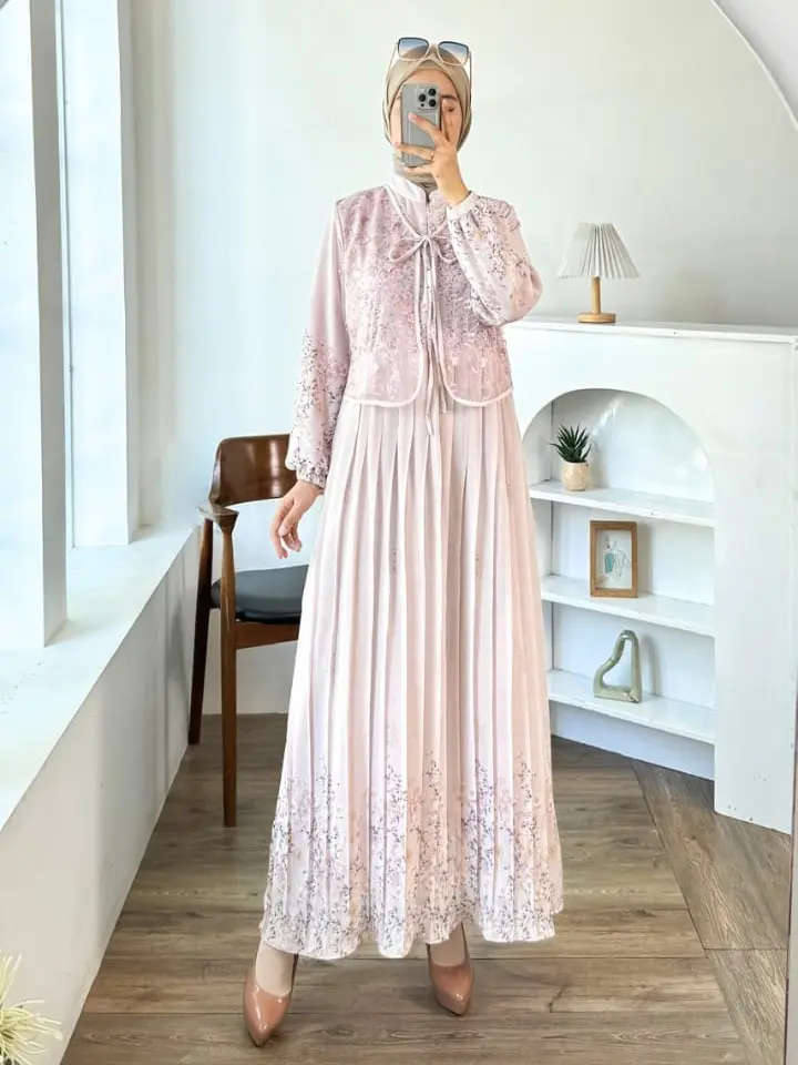 GLAMO.id - G01.580  Vina Dress Wanita Lengan Panjang Plisket