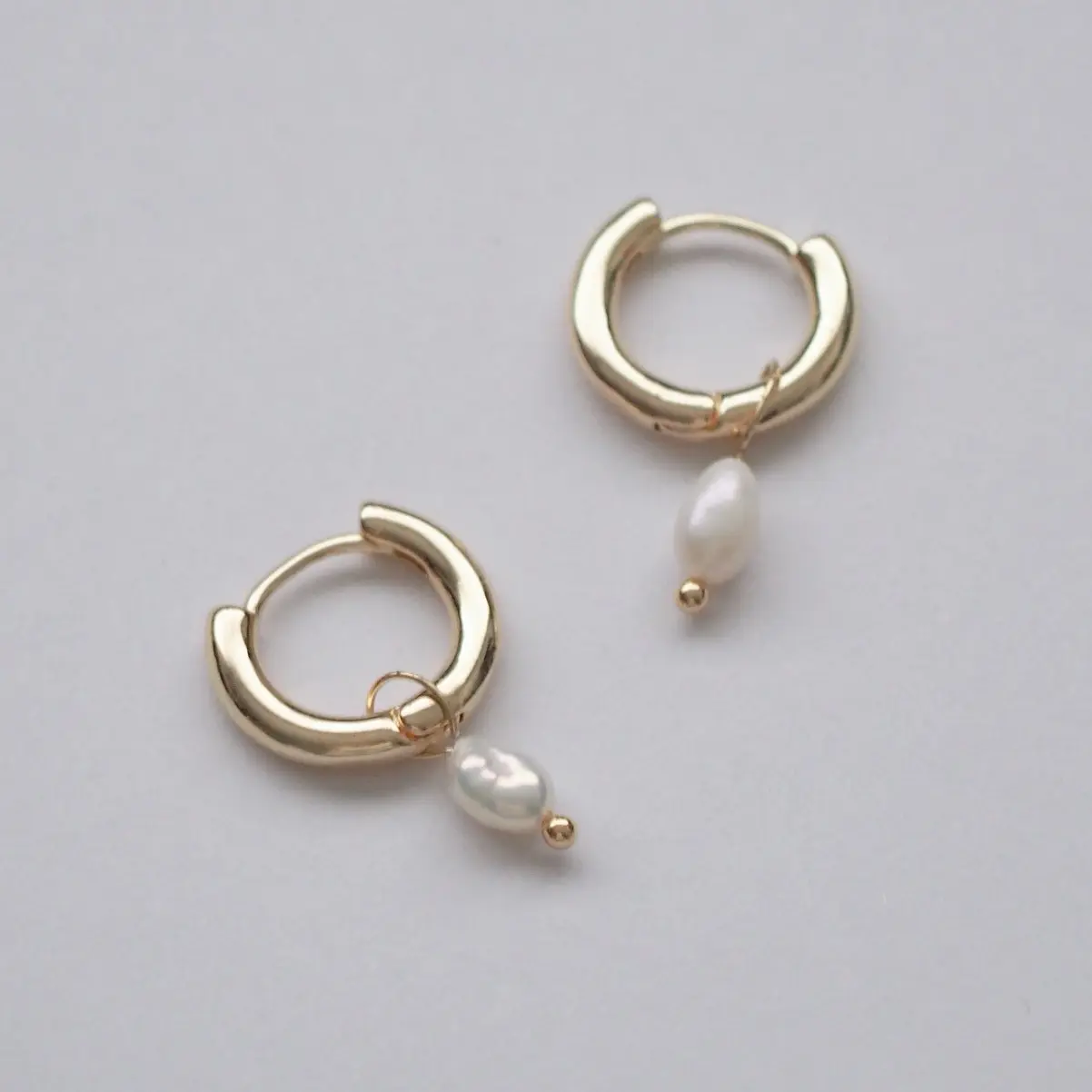 [forthco] Scarlett Drop Petite Pearl Huggies, 14k gold-plated