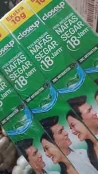 Product Review of 12 Pcs Closeup ukuran 65+10 gr from s**i k**h 0