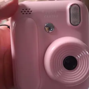【Hadiah Lebaran】Kamera Cetak Instan Anak 2.0" 1080P Video Photo 48MP Print Foto Berwarna & Hitam Putih 1300mAh Kamera Anak Bisa Video 1080P Game, Musik Album Foto Hadiah Terbaik Untuk Anak Perempuan Laki-Laki V380 Smart Camera Layar