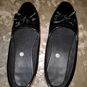 YSM Flatshoes Kekinian Trendi Salsa Terbaru untuk Wanita Hitam Gratis Box Cocok untuk Gaya Modern dan Praktis