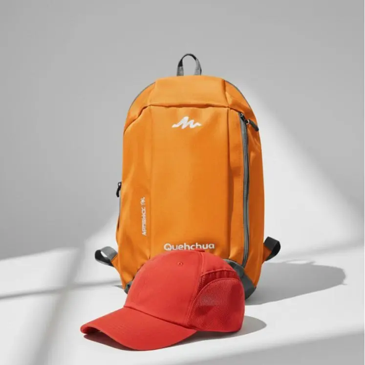 Tas Oren Abu, Topi Merah