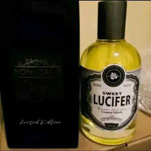 monacruz parfum sweet Lucifer 105ml spesial limited edition pria wangi tahan 24 jam Perfume