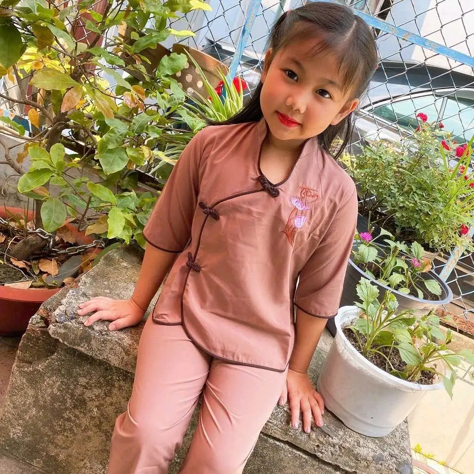Mẫu lam dành riêng cho bé gái về hàng size từ 5 kg đến 40 kg chất liệu vải kate loại 1