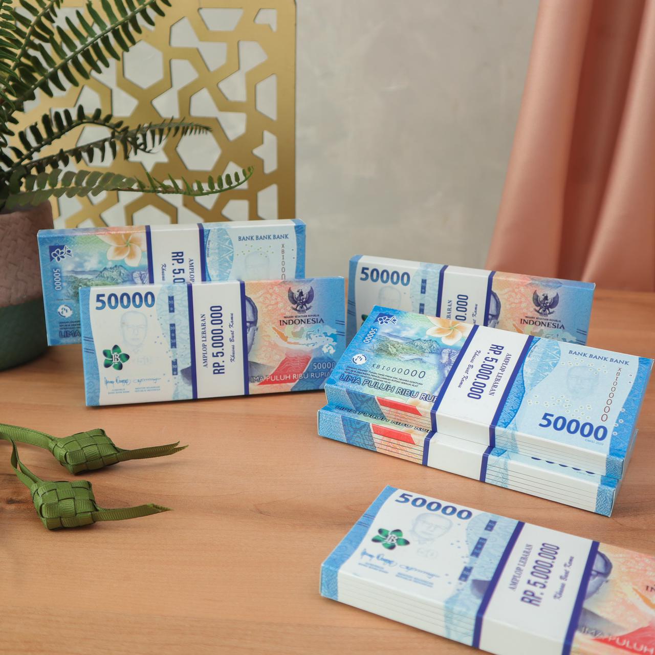 Amplop Lebaran Isi 6 Pcs Motif Uang Gepok 3D Lucu Ivory Premium Paper 16x7x1.5cm untuk Hadiah Lebaran Unik dan Menarik