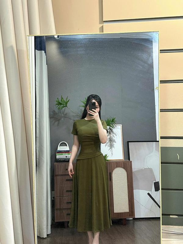   C096  Set thiết kế hai món áo tôn eo xếp ly cách điệu + chân váy xoè bồng che mỡ bụng vải co dãn nhiều đi chơi đi tiệc đều đẹp by Thương Lê  C096  