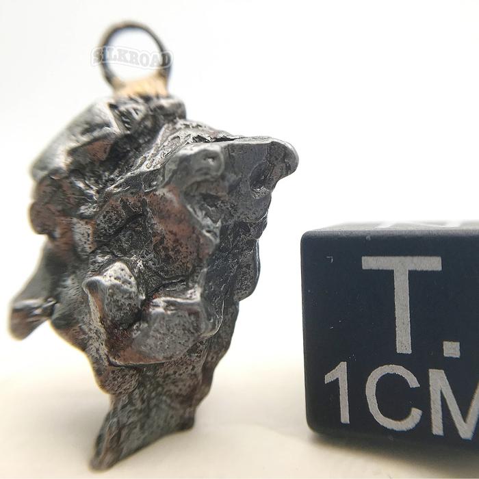 Gambar batu meteorite campo del cielo meteorit liontin bandul kalung 4.10 dari SiLkROAD_NEW Kota Administrasi Jakarta Barat Tokopedia