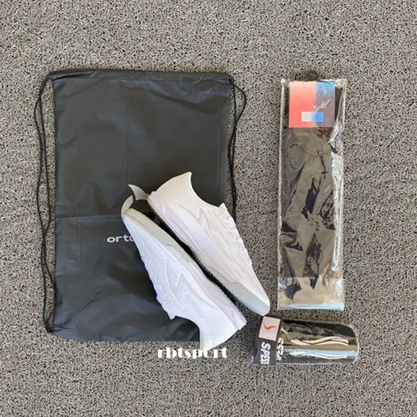 sepatu futsal pria dewasa terbaru paket lengkap!!! sepatu  specs sepatu  futsal sepatu  futsal ortuseight jogosala sepatu  futsal sepatu  futsal ortus  jogosala sepatu  futsal murah sepatu  futsal sepaket flank ortus  eight  official  futsal  satus  et 5