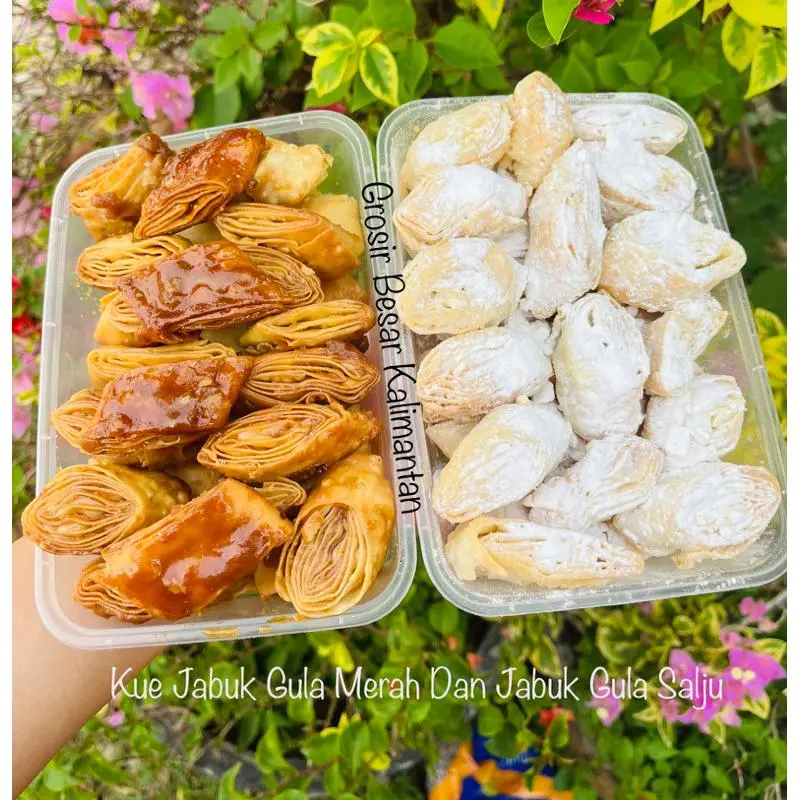 COD 500 ml FULL BOX WADAI KAYU JABUK GULA MERAH PUTIH HALUS KUE JABUK CEMILAN VIRAL BARABAI ELHROSIR BESAR KALIMANTAN STIK BAWANG PISANG COKLAT ROLL PISCOK PISANG AROMA BOX