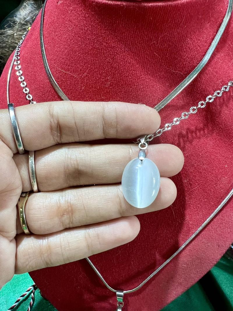 Product Introduction of PROMO +Kalung liontin hijau (aura) sudah di blesing untuk pembuka aura POSITIF tinggal pakai saja dan tidak ada pantangannya 4