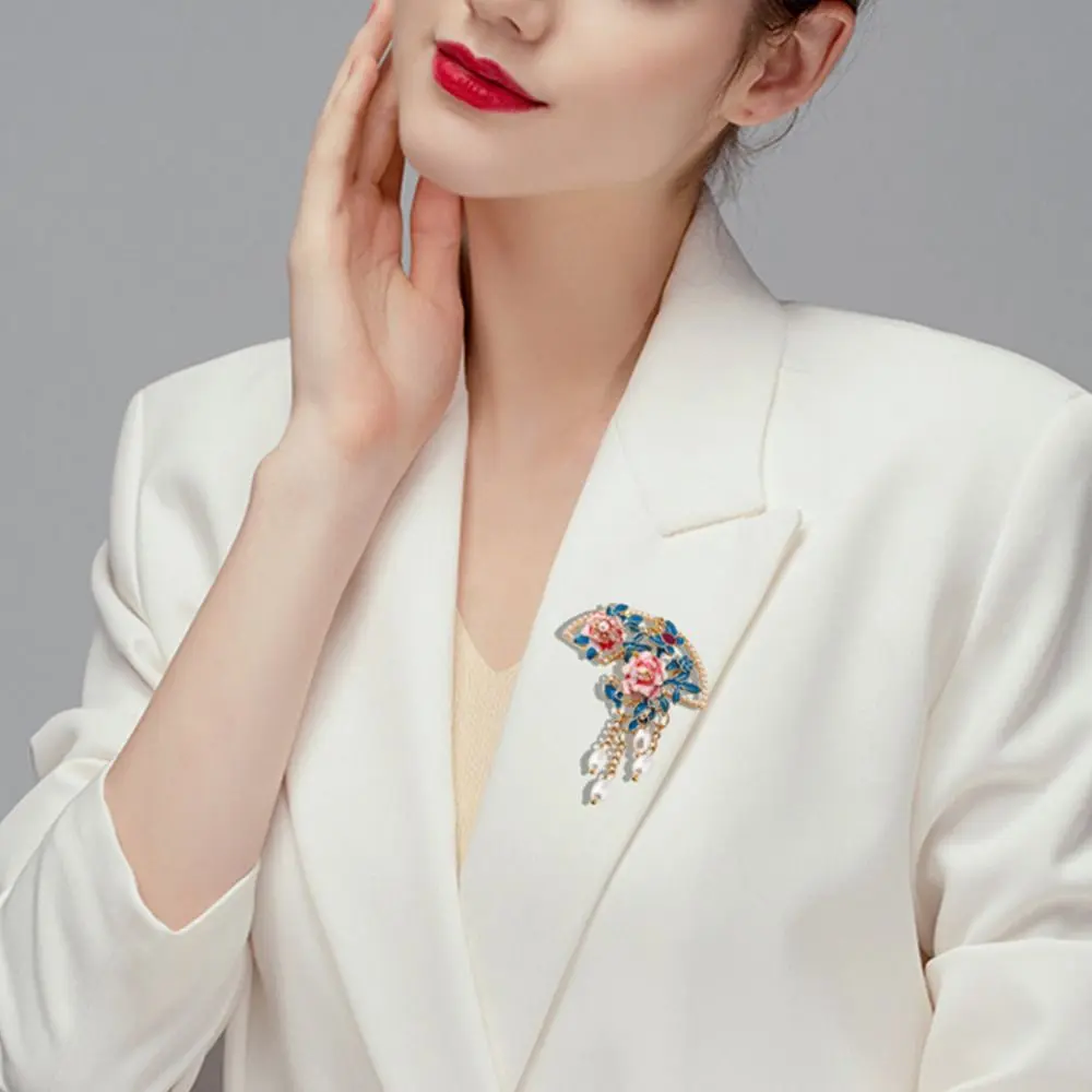Cheongsam Accessories Enamel Fan Brooches Creative Chinese Style Dripping Oil Banquet Clothes Pin Ancient Style Jewelry Accessories Peony Flower Badge for Women