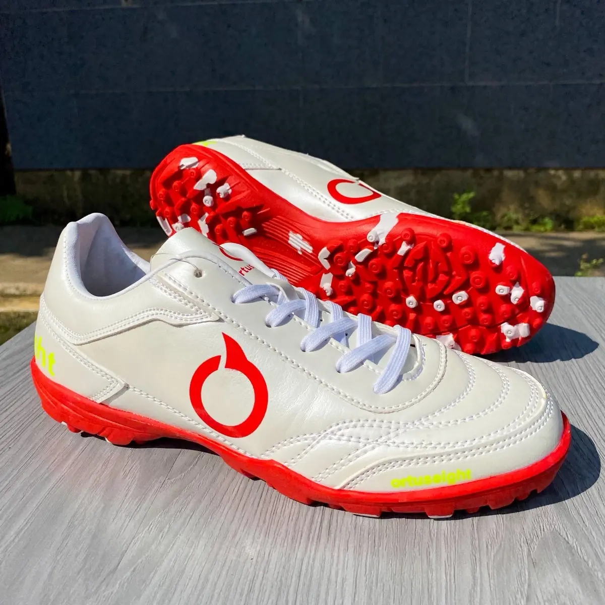 SEPATU FUTSAL ORTUS PRIA DAN WANITA