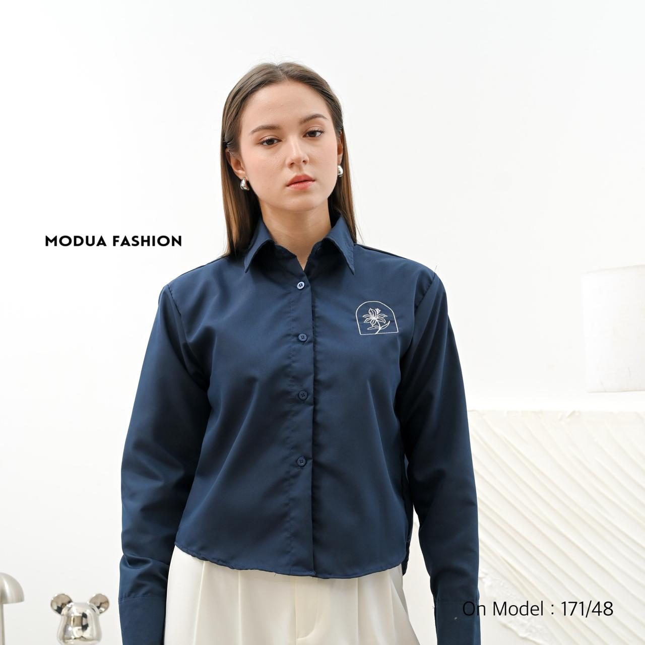 MODUA - FLOLA SHIRT Kemeja Formal Wanita Korea Bluse Kekinian Bahan Poplin Premium Bordir Eksklusif Earth Tone Hijab Friendly Size L MODUA - FLOLA SHIRT Kemeja Formal Wanita Korea Bluse Kekinian Bahan Poplin Premium Bordir Eksklusif Earth Tone Hijab Friendly Size L