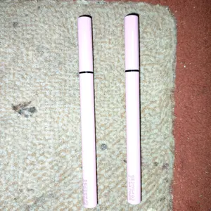 [Official] PINKFLASH #OhMyLine Eyeliner Pensil Hitam Anti Air Tahan Lama E01