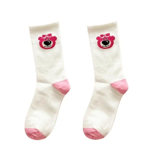 ELBER Kaos Kaki Gambar Lotso Aesthetic Karakter Lucu Unik Bahan Katun Tebal Panjang Di Atas Mata Kaki Untuk Perempuan Wanita Motif Style Fashionable Estetik Y2023 6