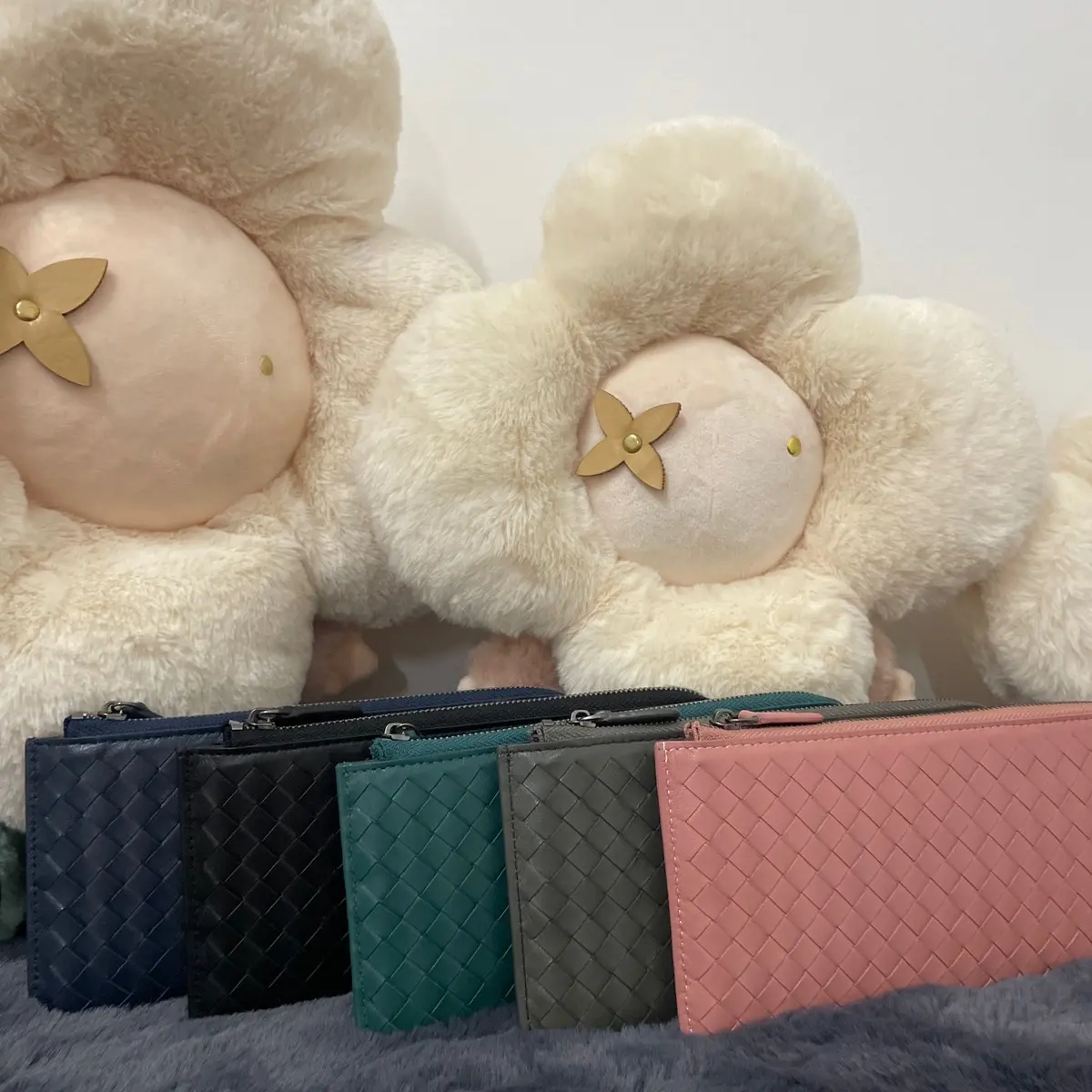 Weave Slim Wallet by 3016 - Lambskin Leather, 8 Card Slots, 2 Inner Slots, No Coin Compartment