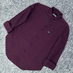 Kemeja polos burgundy pria lengan panjang terbaru Formal Kerja Kantor Nyaman
