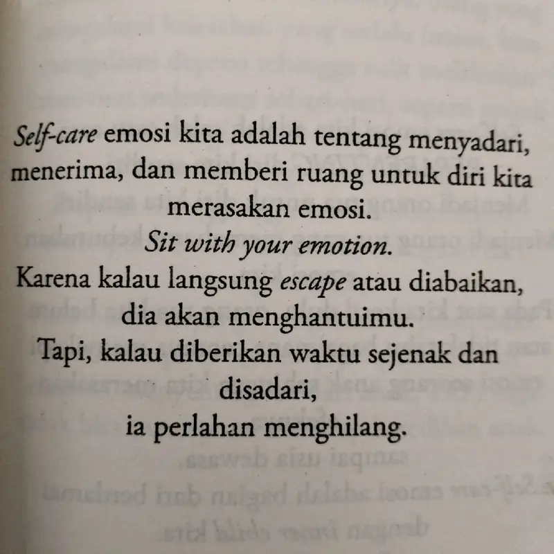 BUKU SELF IMPROVEMENT / KAMU TAK HARUS SEMPURNA Soft Cover 3