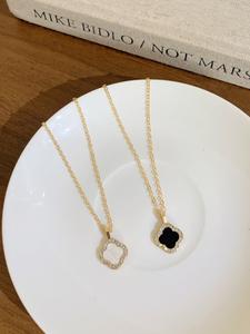 Kalung, SUNQ, Rekaan Semanggi Empat Daun, Mampu Milik, Mewah, Bertahtakan Berlian