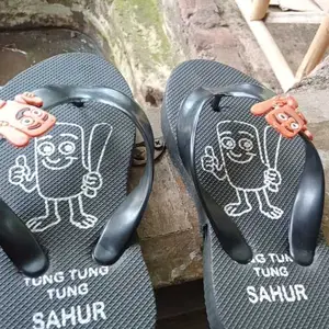 Sandal Anak Anomali Laki Laki Tung Tung Sahur dengan Karakter Lucu Fashion sandal jepit